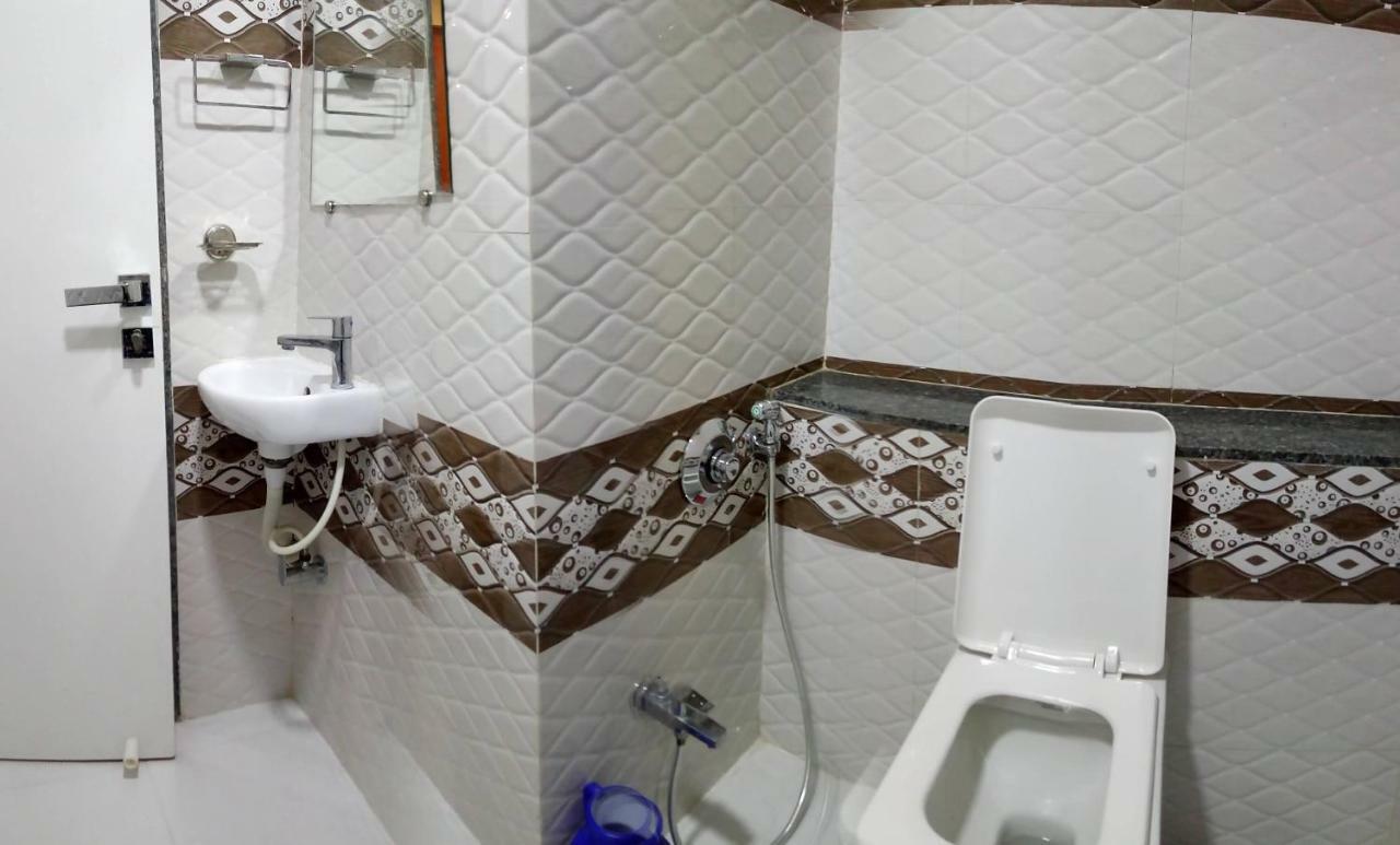 Hotel Shahi Darbar Navsari Zewnętrze zdjęcie